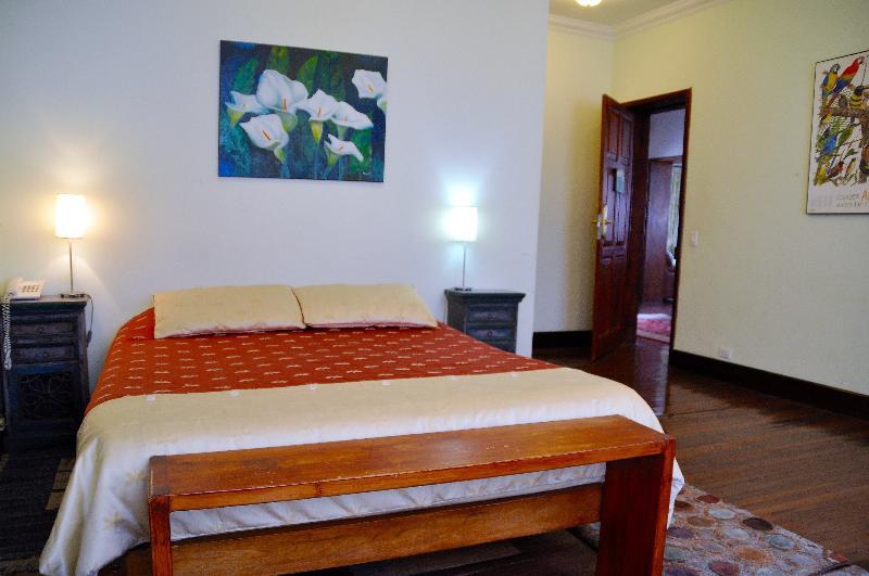 Boutique Hotel Casa Foch Quito Esterno foto