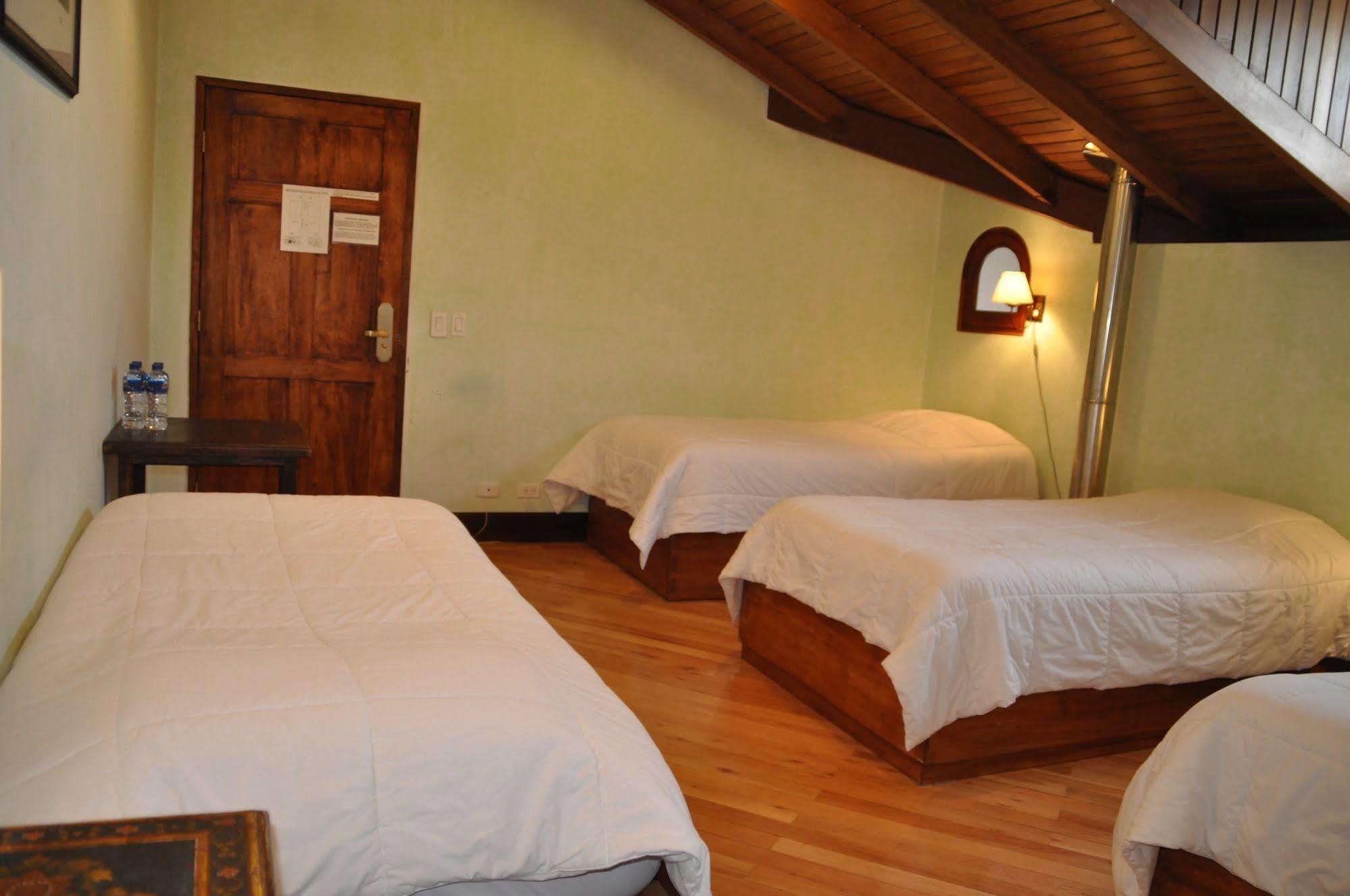 Boutique Hotel Casa Foch Quito Esterno foto